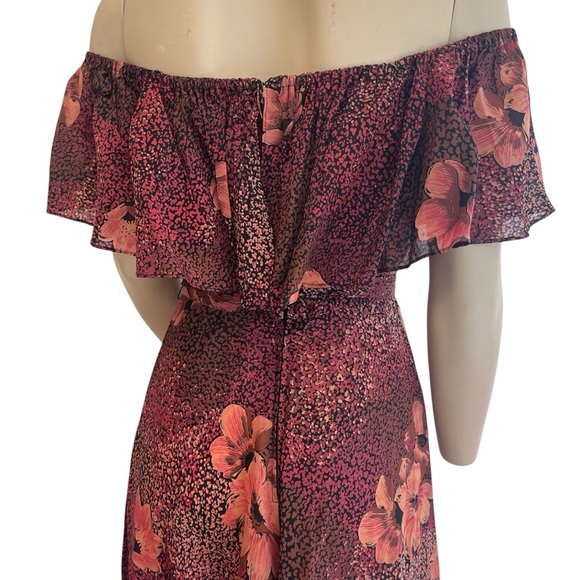 Vintage Floral Ruffled off the shoulder red and black midi dress Women’s Size 6 - Picture 6 of 10